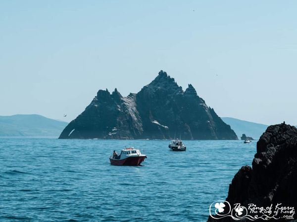 skellig with boats skellig with boats